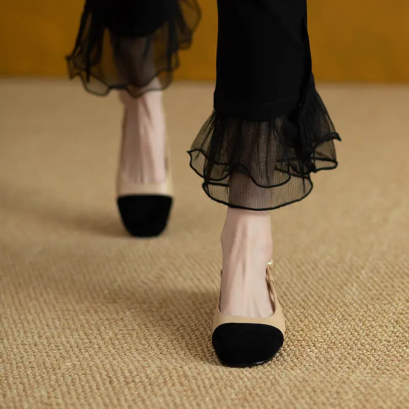 Women Low Heel Sandals Black Beige Flat - Image 5