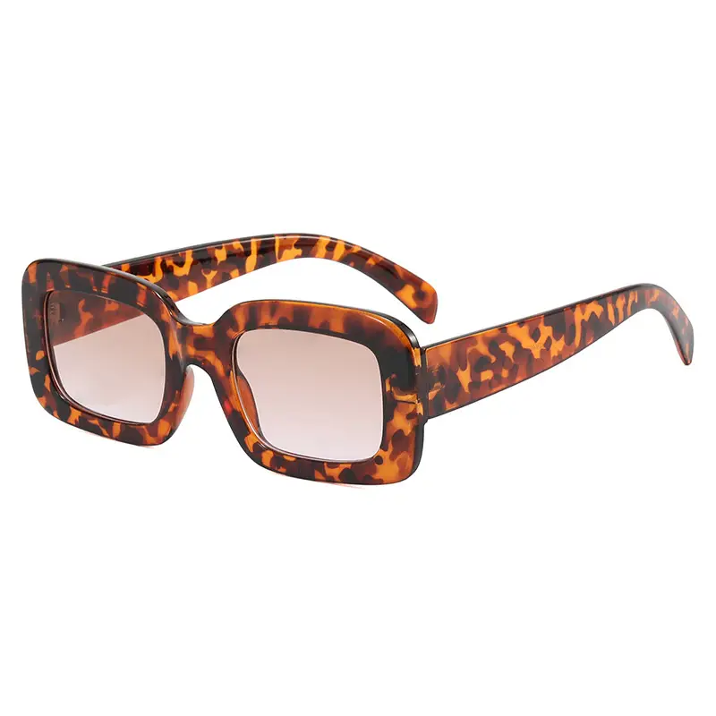Women's Pink Gradient Sunscreen Sunglasses Wholesale - Image 2