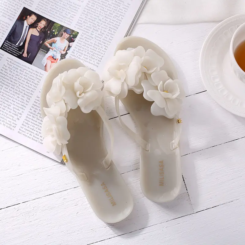 Jelly Camellia Flats for Women Non-Slip Beach Sandals