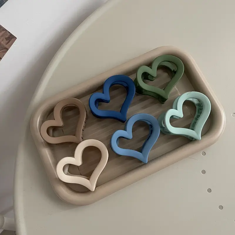 Frosted Heart Hairpin Clip for All Occasions - Image 7