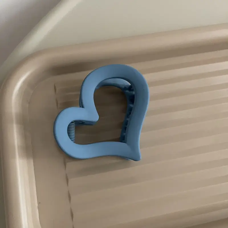 Frosted Heart Hairpin Clip for All Occasions - Image 6