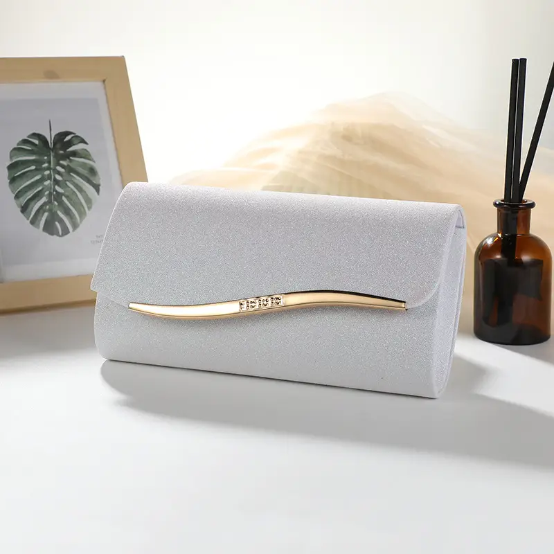 Silver Metal Edged Evening Clutch Bag with Magnetic Clasp β feature 8