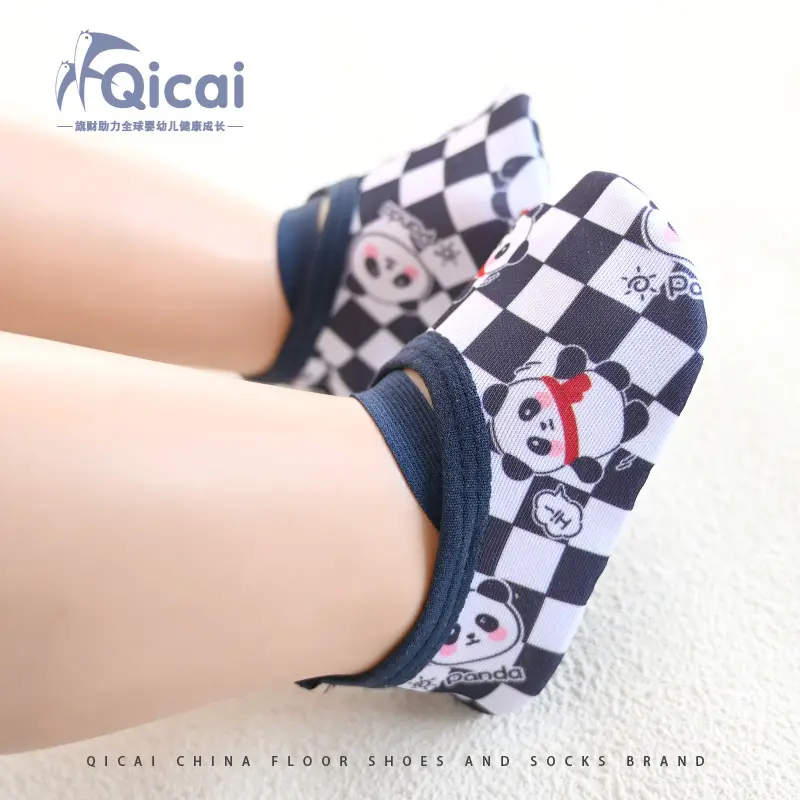 Baby Walking Shoes Red Panda Checkered Soft Soles