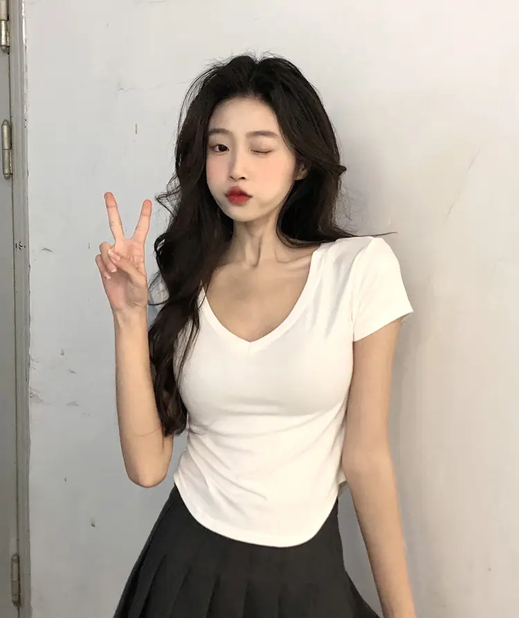Women V-Neck Black T-Shirt Summer 2025 — feature 4
