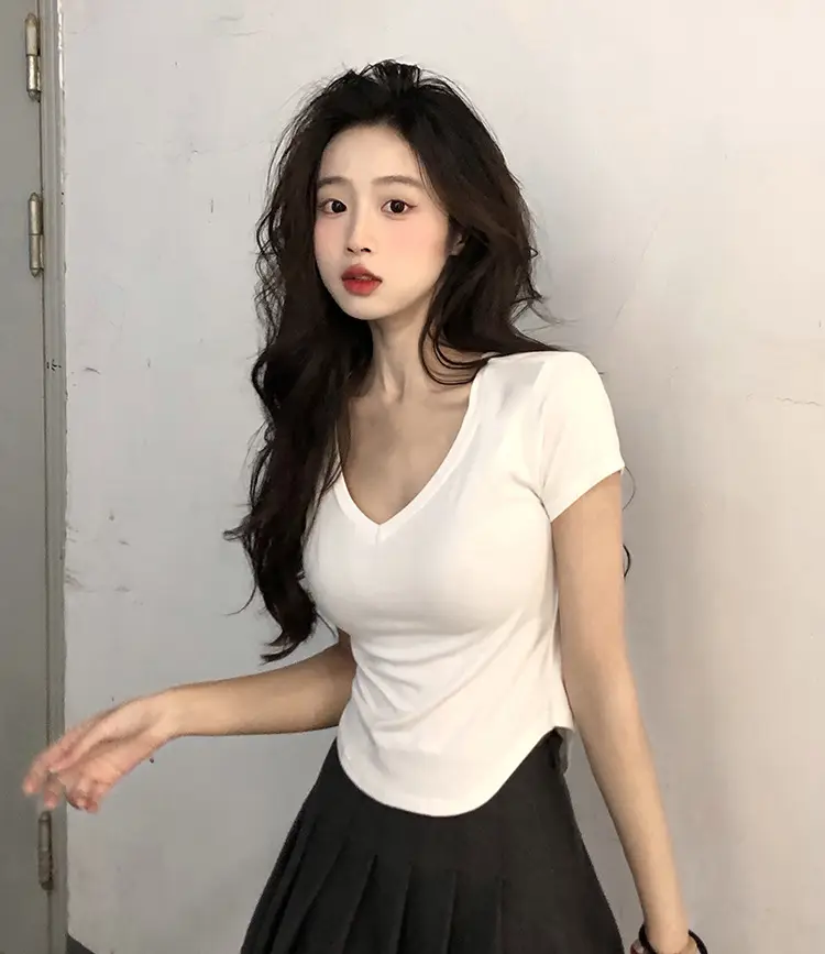 Women V-Neck Black T-Shirt Summer 2025 — feature 7