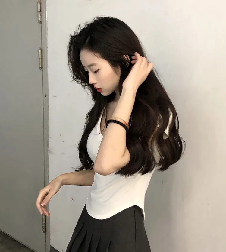 Women V-Neck Black T-Shirt Summer 2025 — feature 8