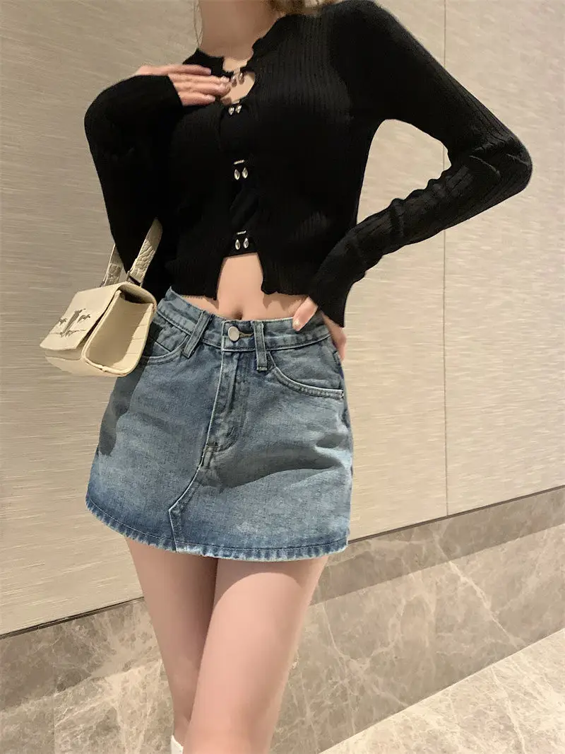 Plus Size Dark Blue Retro Hottie A-Line Denim Skirt — feature 22