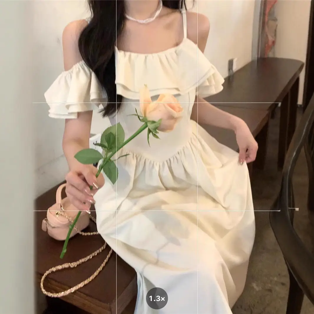 2025 French Gentle Style White Floral Dress - Image 3