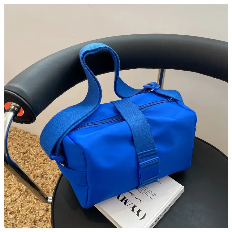 Men Women Red Blue Orange Sports Crossbody Bags - Image 3
