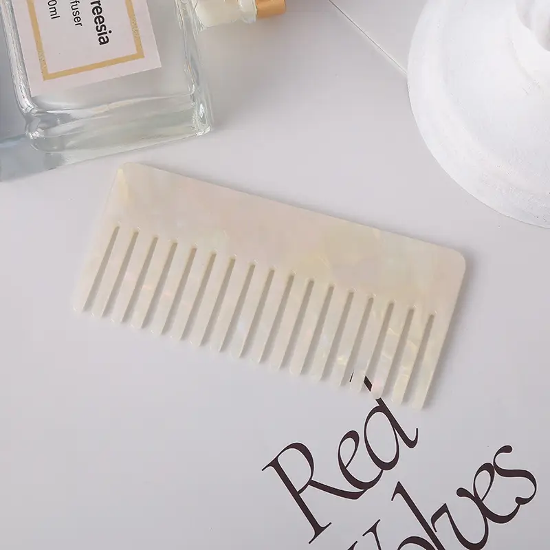 Geometric Acetate Hair Comb for Women - Image 3