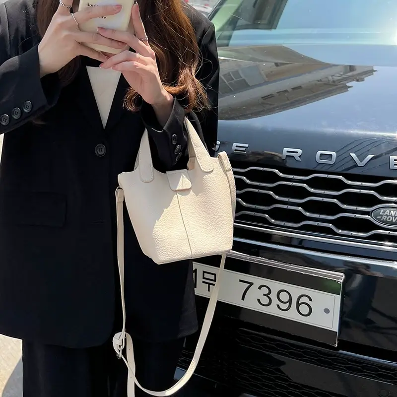 2026 New Korean Style Soft Texture Single-Shoulder Bucket Bag — feature 18