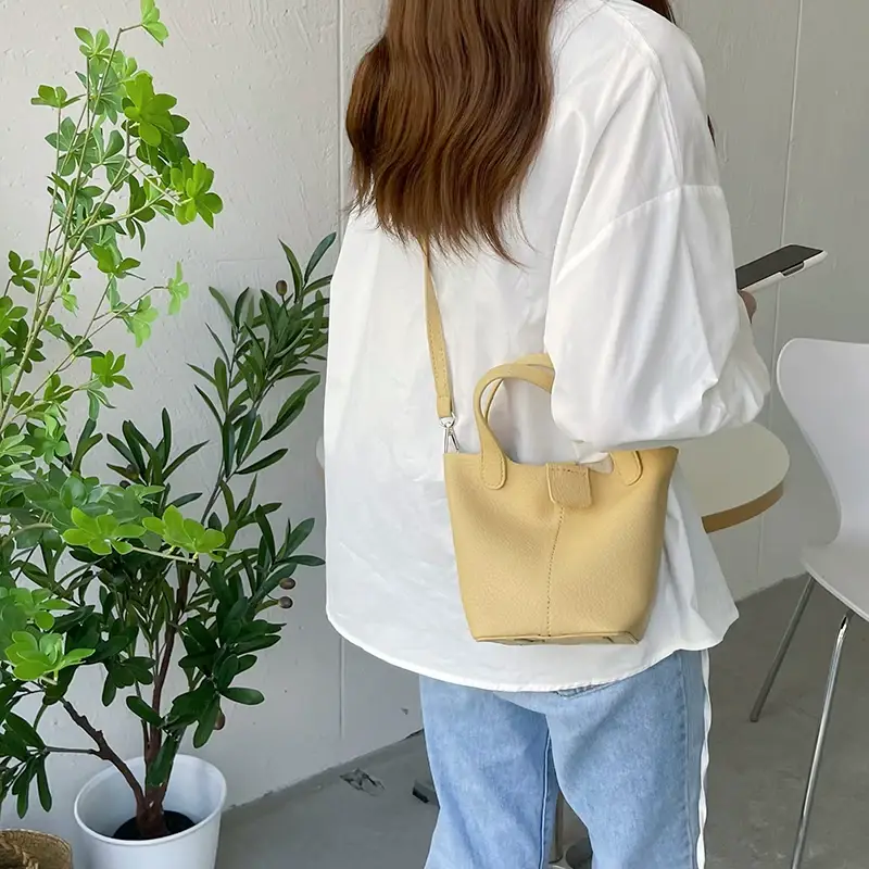 2026 New Korean Style Soft Texture Single-Shoulder Bucket Bag — feature 22