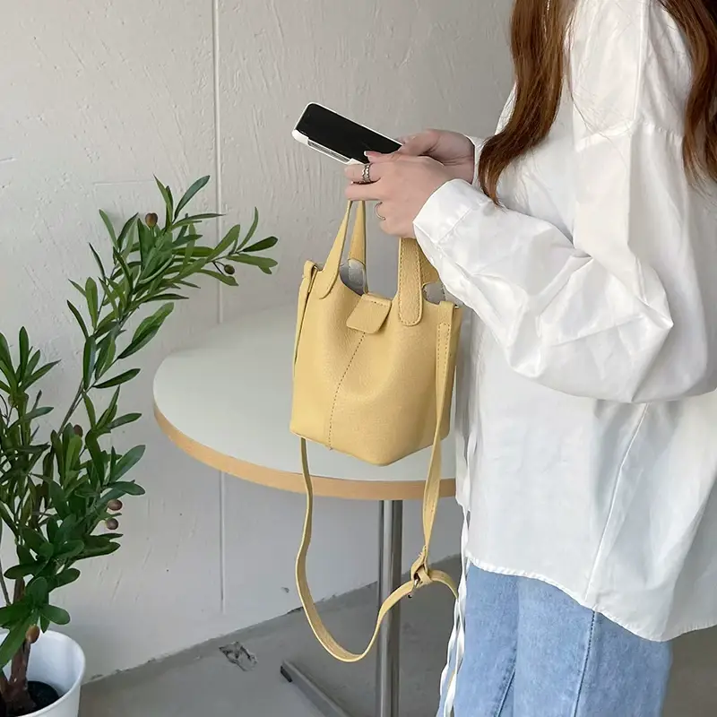2026 New Korean Style Soft Texture Single-Shoulder Bucket Bag — feature 23
