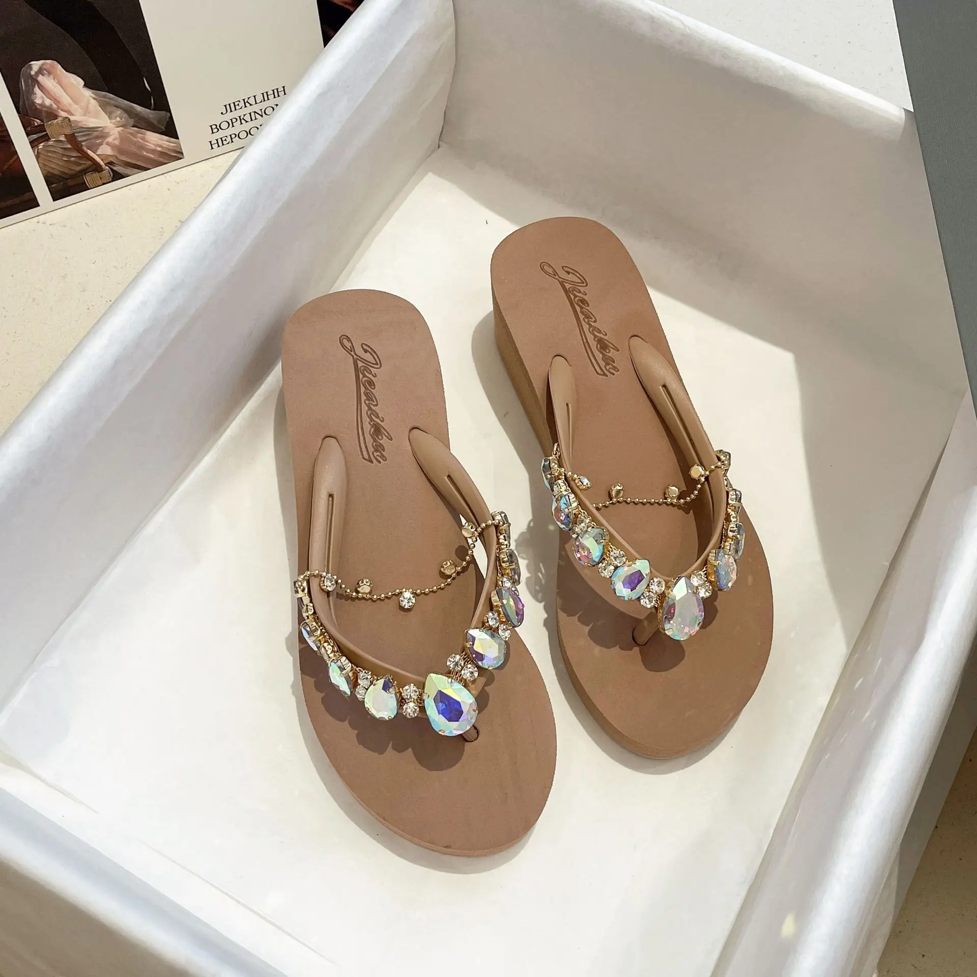 2024 Rhinestone Chain Flip Flops for Women Green