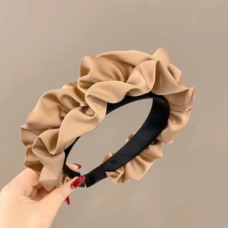 Black Satin Wide Bristle Hairband for Women - Image 3