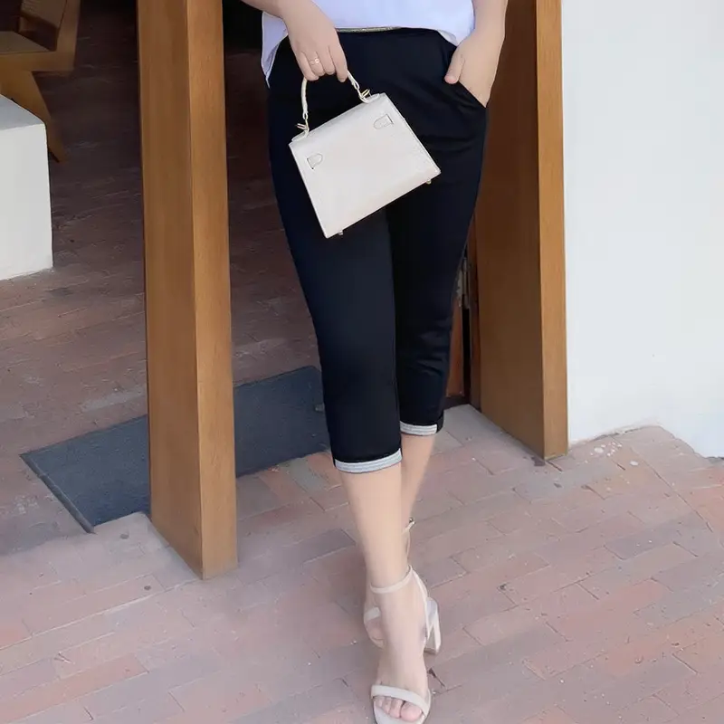 Plus Size Black Cropped Pants 2025 - Image 2