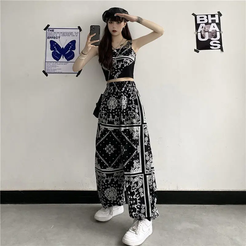 Women's Black White Floral Wide Leg Pants Summer 2022 - Image 3