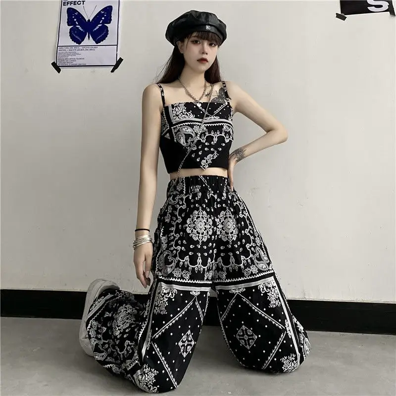 Women's Black White Floral Wide Leg Pants Summer 2022 — feature 2