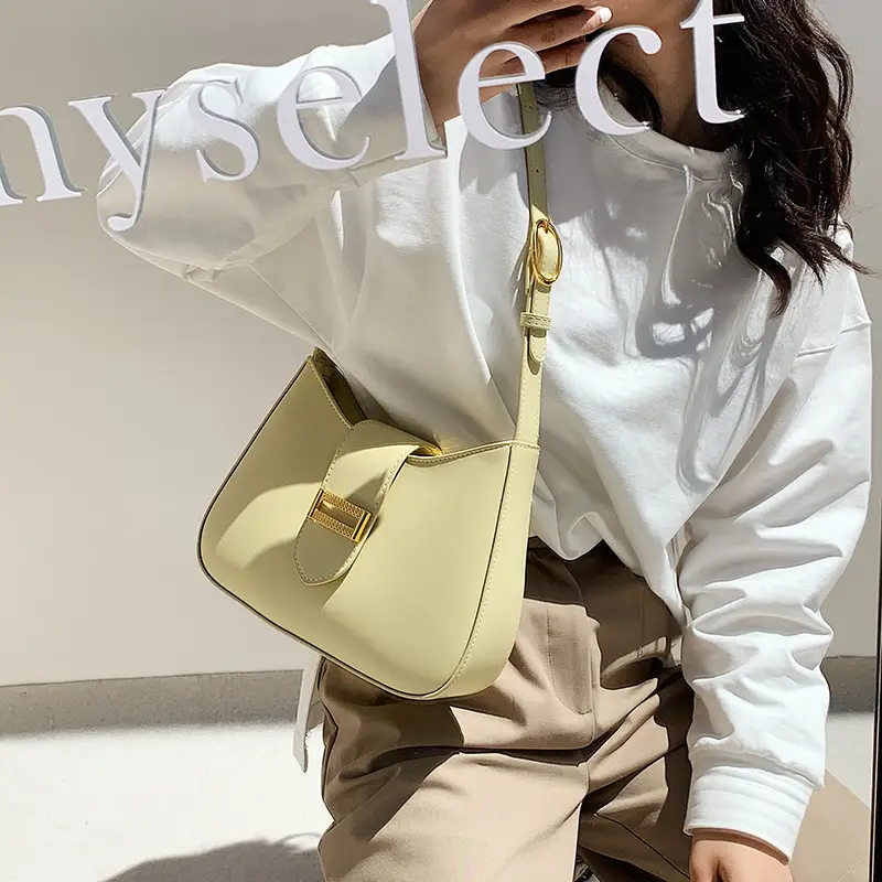 Women Crossbody Bag Beige Gold Plated Shoulder Bag