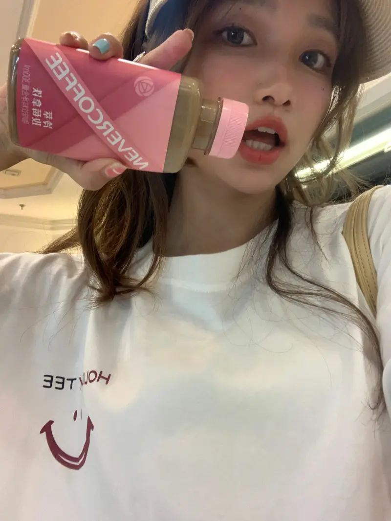 Women Loose Fit Pink Smiley T-Shirt Summer 2025 — feature 36