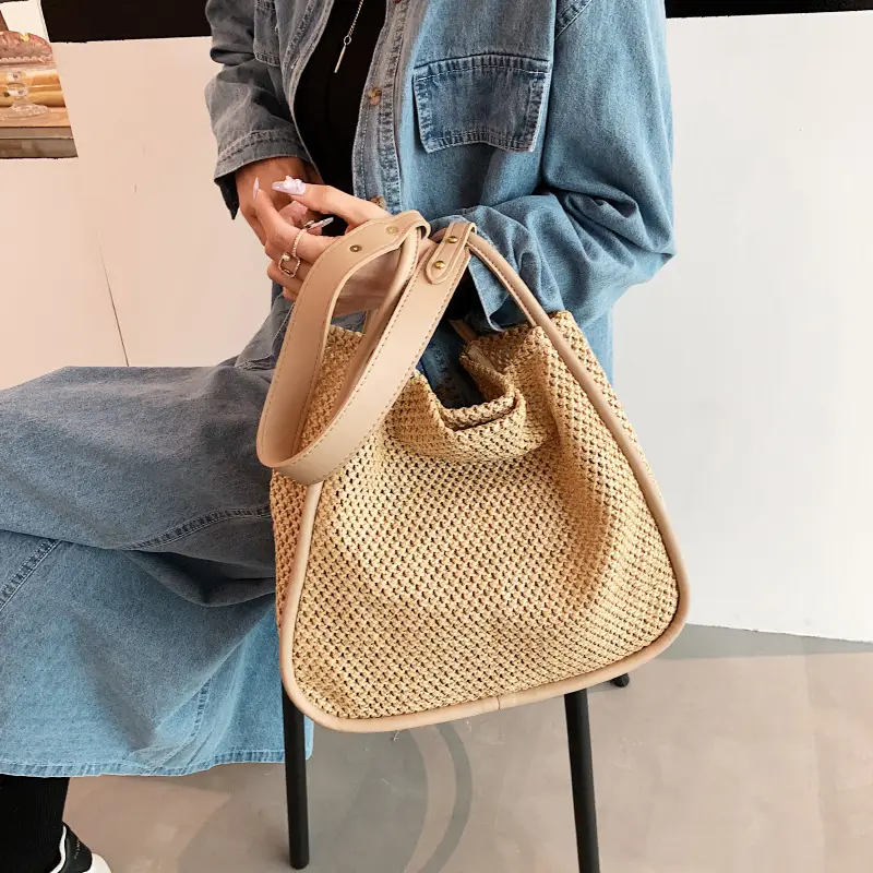 Women's Large Straw Woven Shoulder Bag 2022 - Image 2