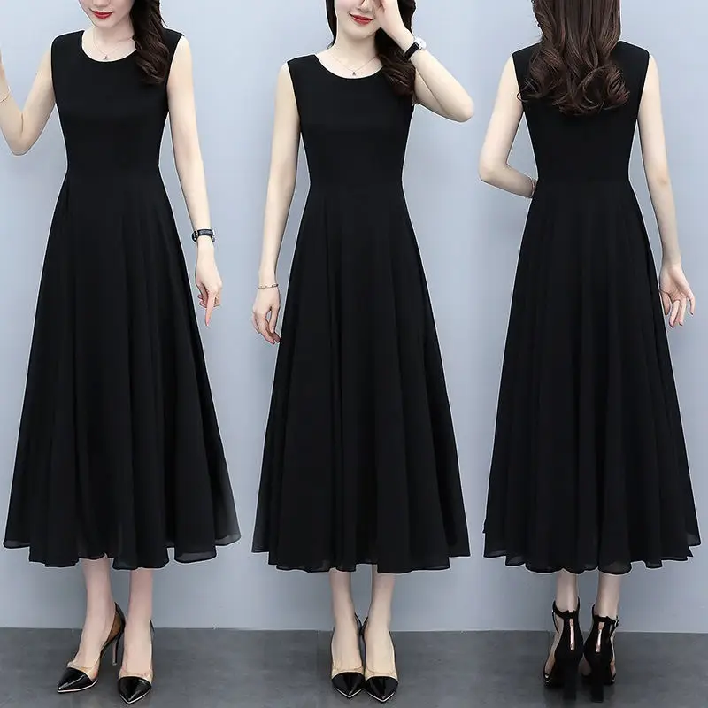 Black Sleeveless French Style Dress for Women - Image 4
