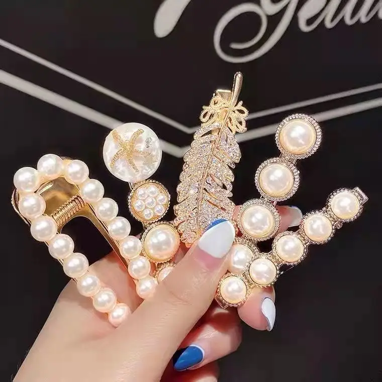 Pearl Hairpin Set for Women with Blue Flowers & Glitter Accents — feature 7