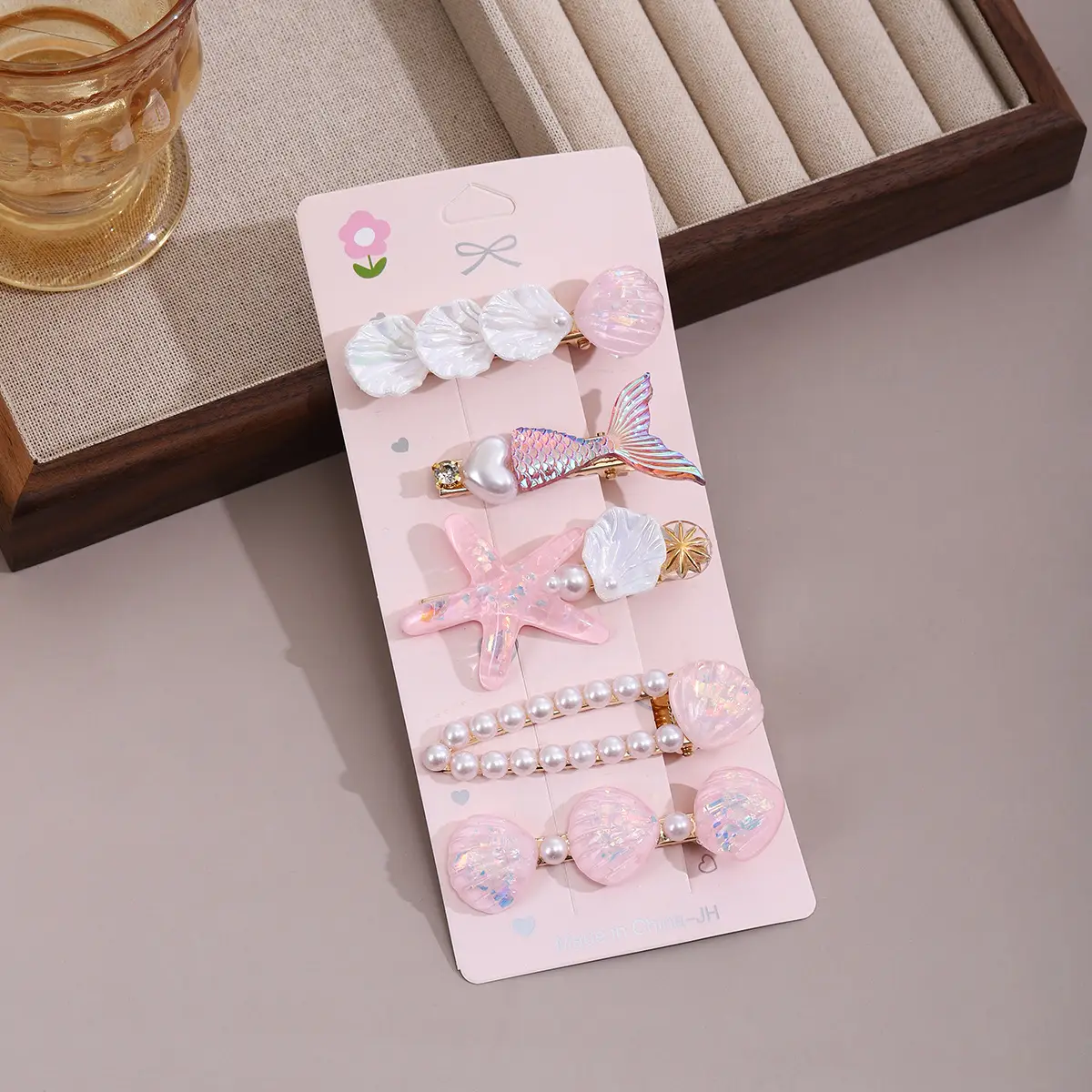 Pearl Hairpin Set for Women with Blue Flowers & Glitter Accents - Image 9