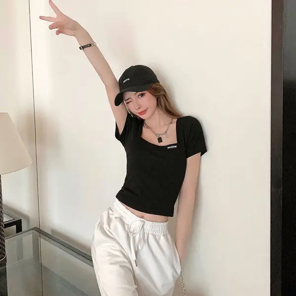 Women Black Square Collar T-Shirt Slim Fit 2025 — feature 11