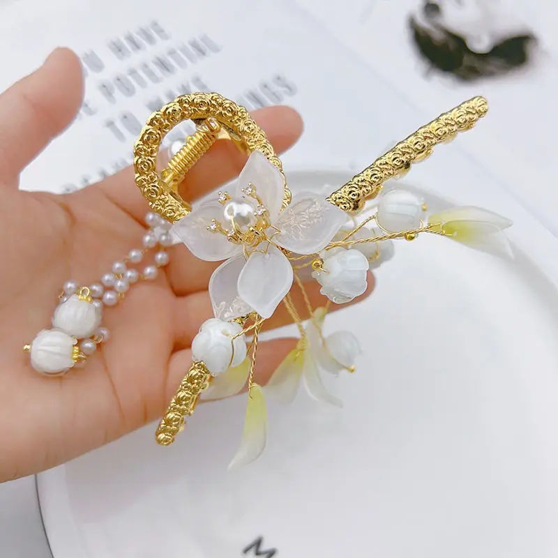 Suzuki Hairpin with Pearl Drop for Women