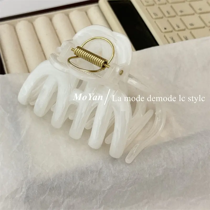 Suzuki Hairpin with Pearl Drop for Women