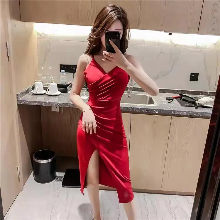 Black V-Neck Slim Fit High Split Sling Dress — feature 2