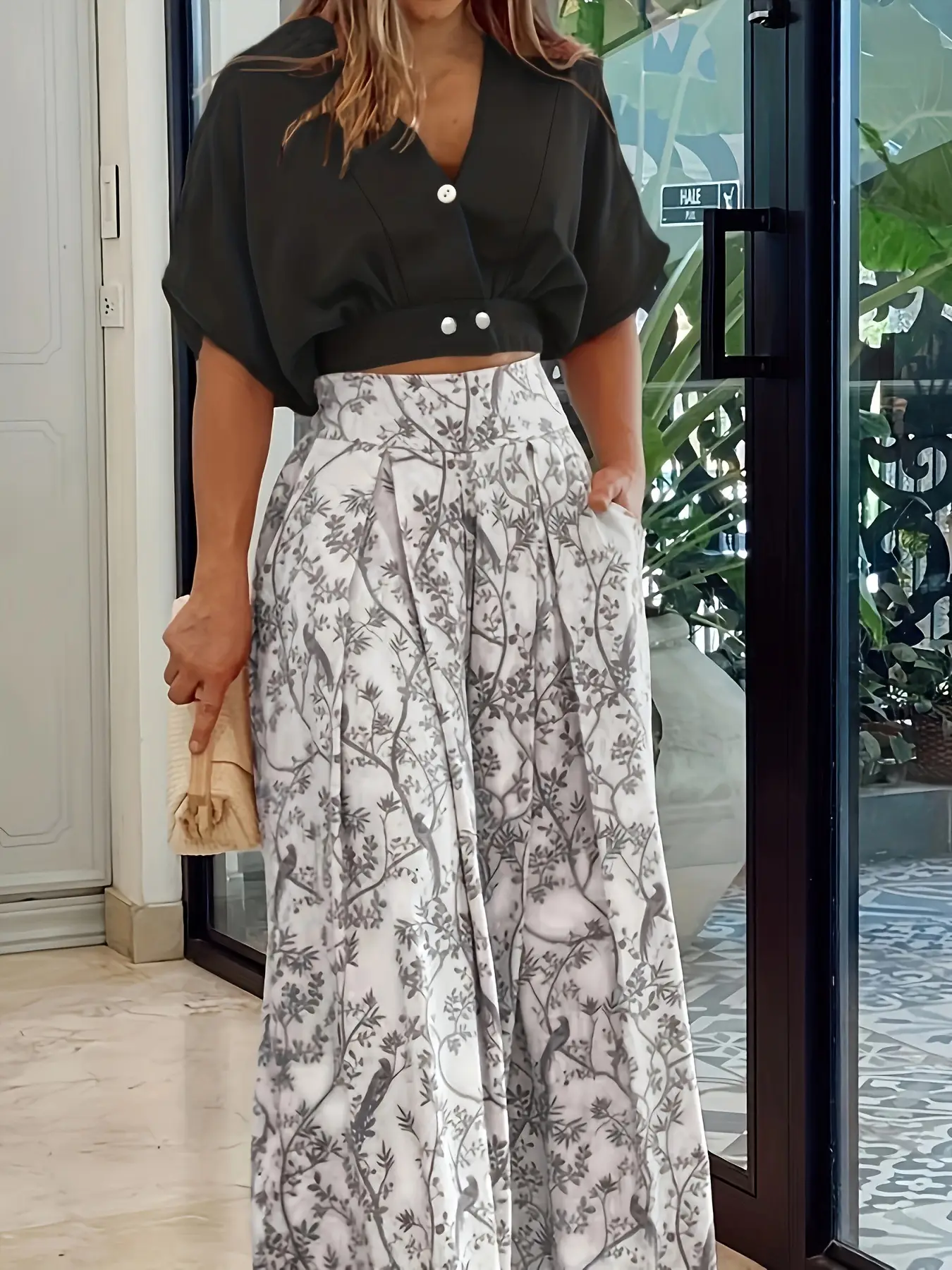 Women Blue Printed V-Neck Top with Wide Leg Pants — feature 8