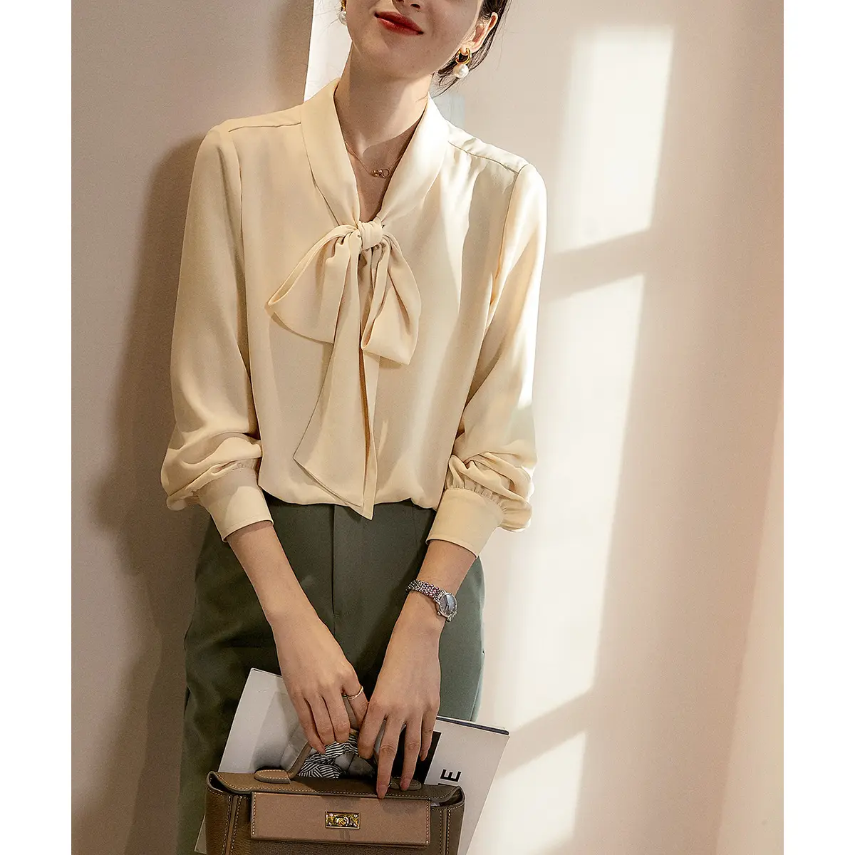 Elegant Bow Neck Shirt for Women Autumn Wear - Image 5