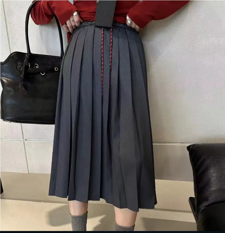 1665 灰色