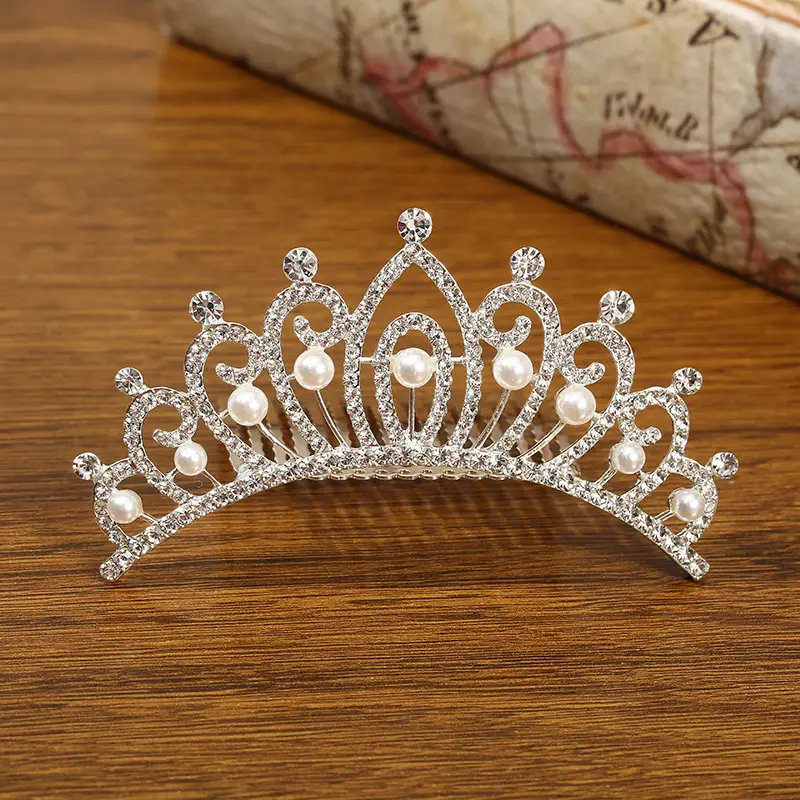 European & American Girls' Rhinestone Pearl Crown Hair Accessory - Image 3