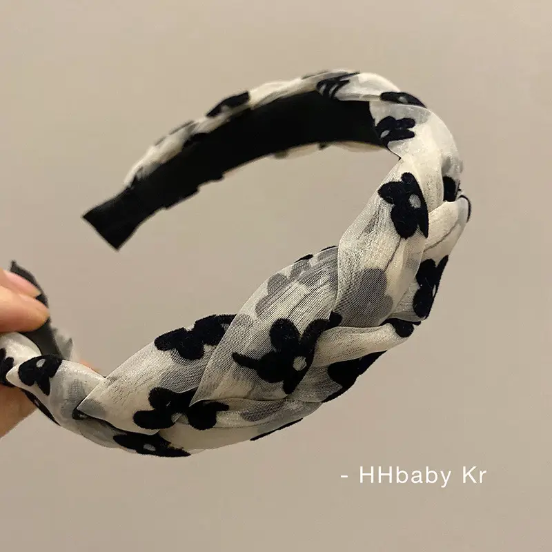 Women's Mesh Flower Twist Hairband Black White - Image 6