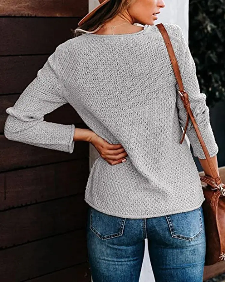 Women's Knitted Round Neck Sweater Long Sleeve Beige — feature 7