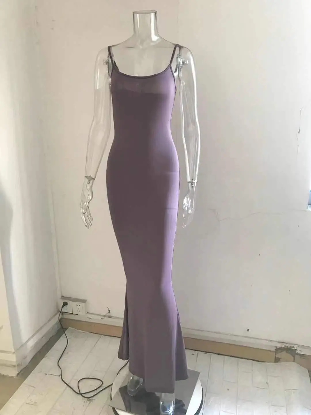 Women's 2022 Kardashian Skims Dress Pink Slim Fit — feature 8