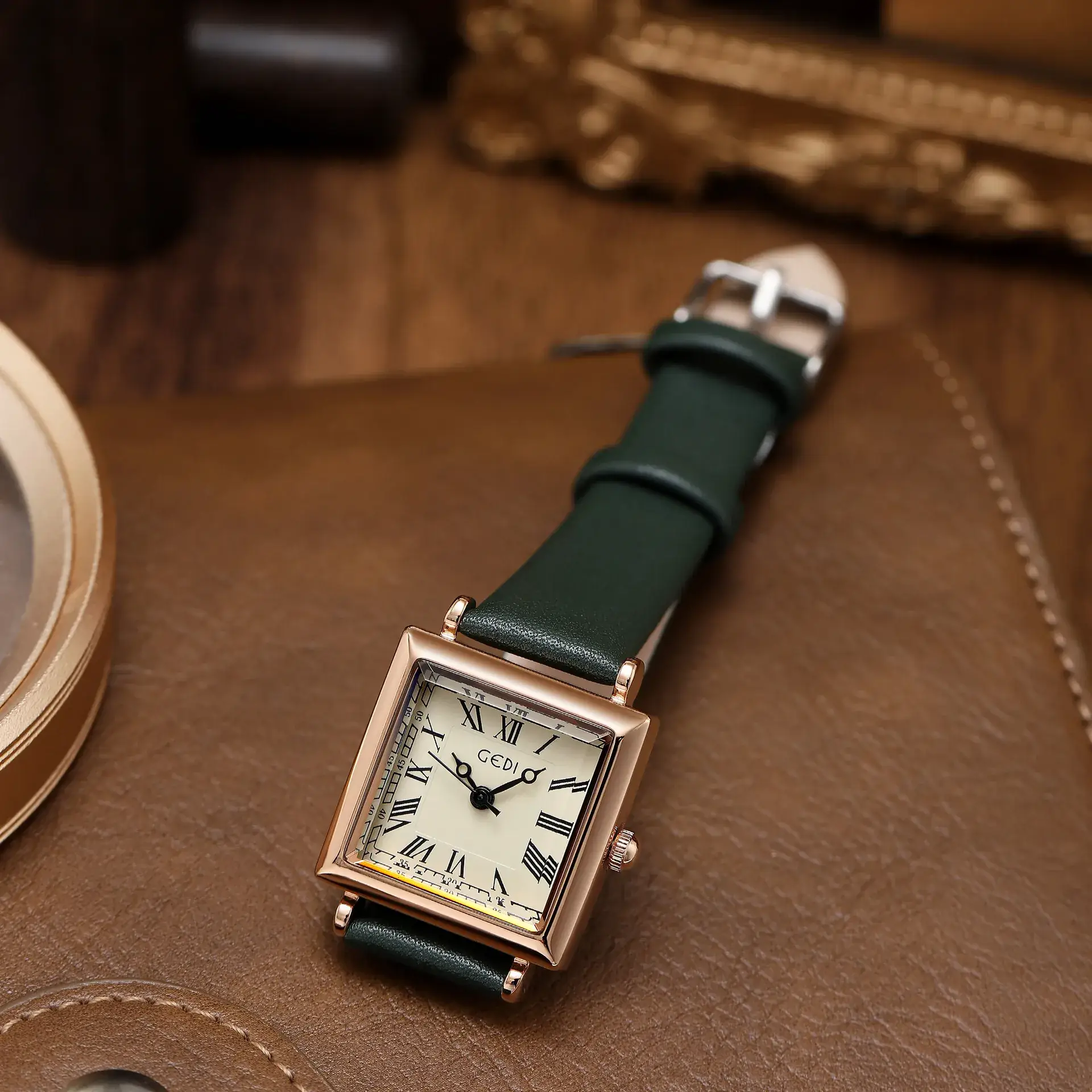Goldie Gedi Student Vintage Watch Women's Waterproof Quartz Watch - Image 9