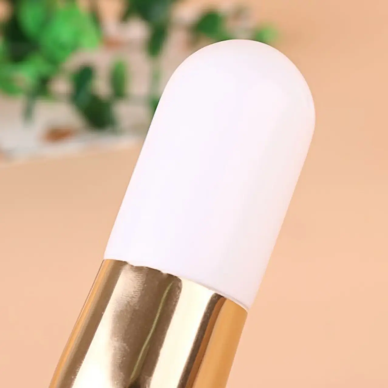 Non-Absorbent Flat Head Makeup Brush for Beginners — feature 7