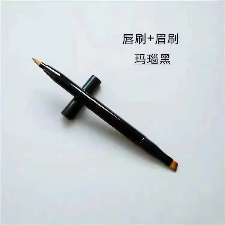 Eyebrow Powder Brush Angled Sweep Brush with Cover - Image 4