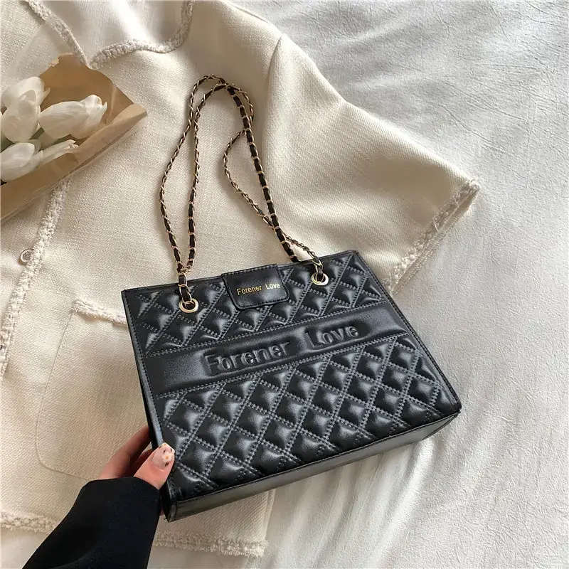 Black Rhombus Chain Shoulder Bag for Women 2022 - Image 4