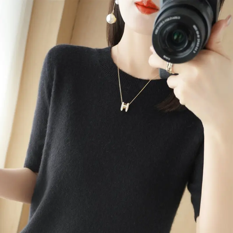 Women Knitted Round Neck Pullover Short Sleeve Summer Wear