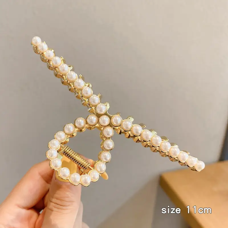 Golden Geometric Hair Clip for Women - Image 8