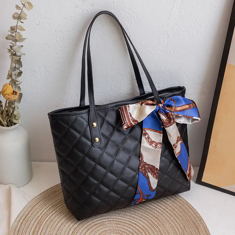 Black Quilted Tote Bag with Silk Scarf 2026 - Image 3