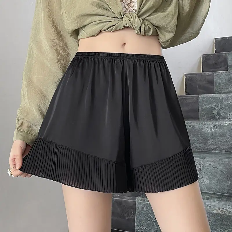 Women Ice Silk Pleated Shorts White 2025 - Image 6