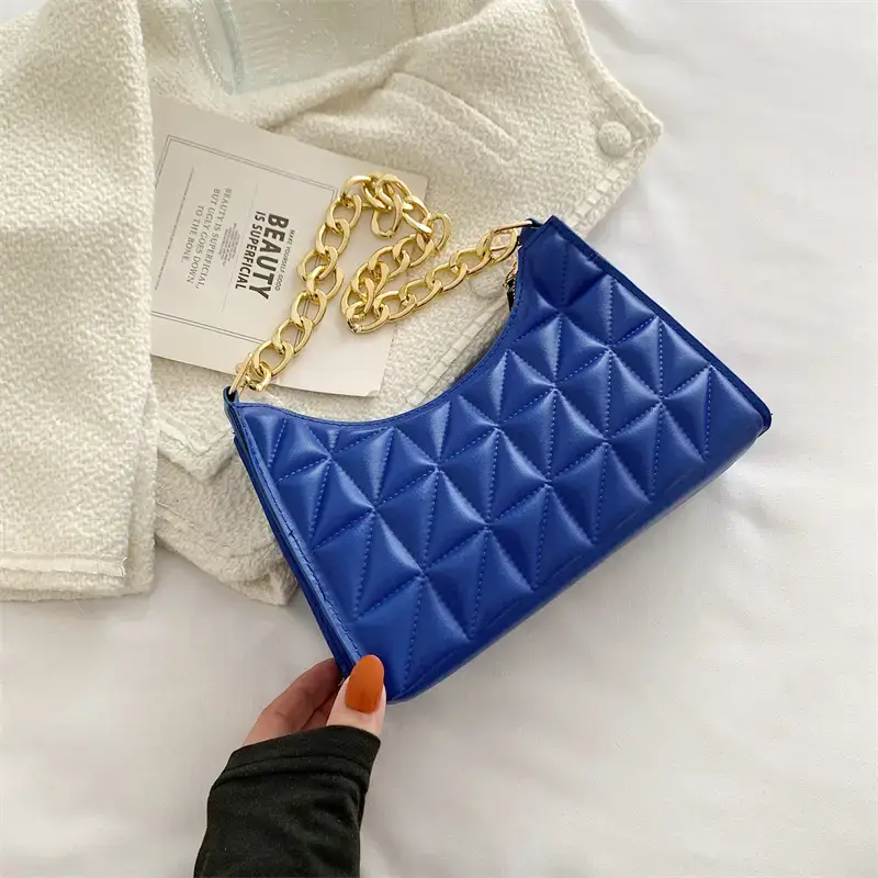 Black Rhombic Chain Shoulder Bag for Women 2022 - Image 3