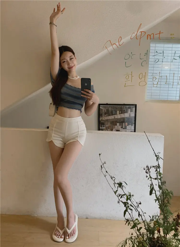 Women Tie-Dye Striped Off-Shoulder Top White Shorts 2025 — feature 20