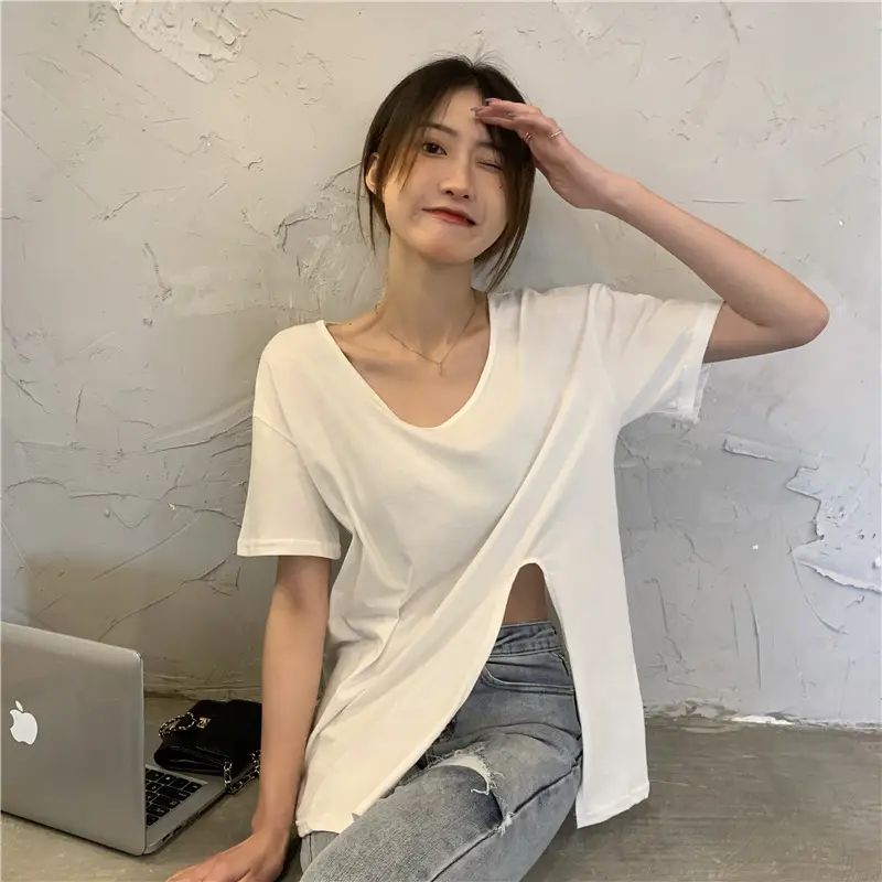 Women White Slit V-Neck T-Shirt Summer 2025 - Image 4